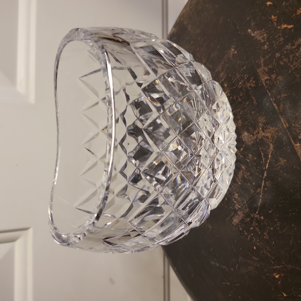 Vintage Waterford Crystal Bowl. 4.5"×5.5"
